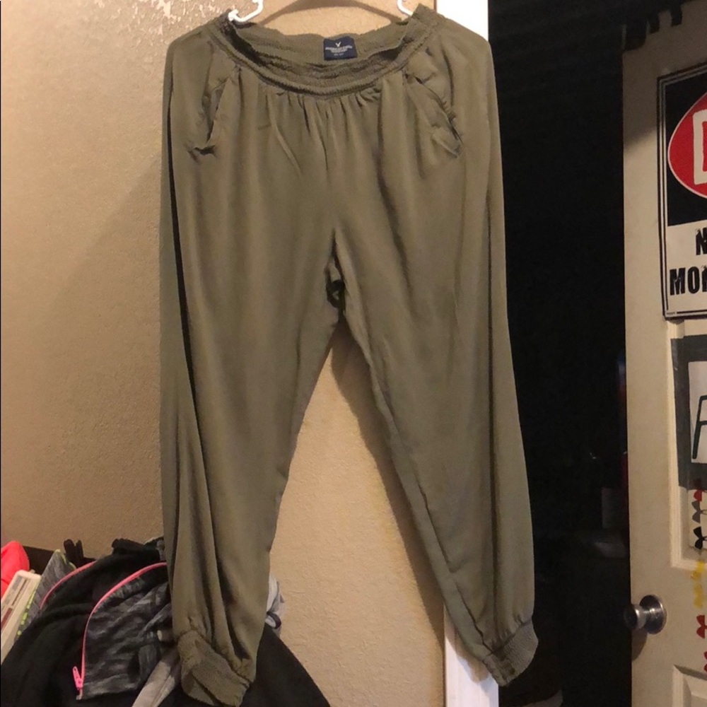 American eagle pants